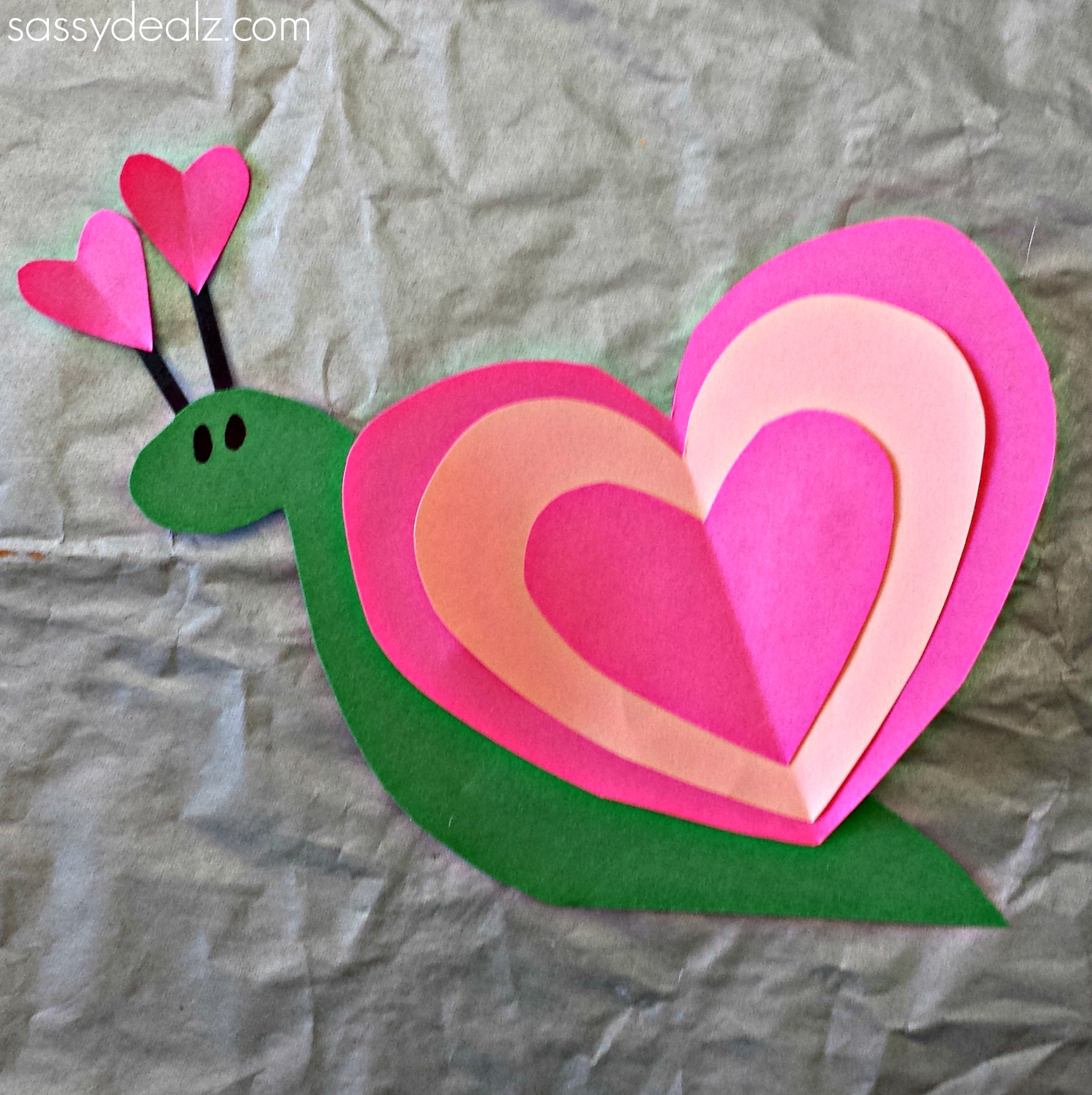 Heart Snail Craft For Kids (Valentine Art Project) - Crafty Morning